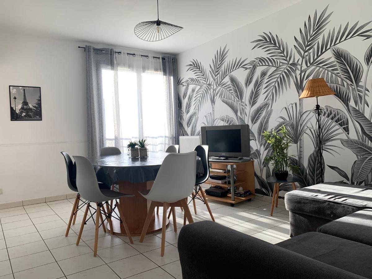 Disney, Sunny Comfortable 2 Bedrooms Family Apartment, 8 Pers, Wifi, Netflix Chessy  Εξωτερικό φωτογραφία